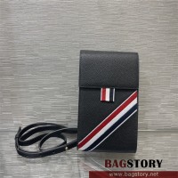 톰브라운 THOM BROWNE 폰홀더백 