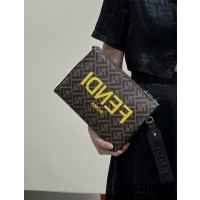 펜디 FENDI 클러치백 