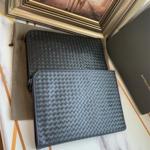 보테가베네타 BV 클러치백