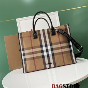 버버리 BURBERRY 토트백