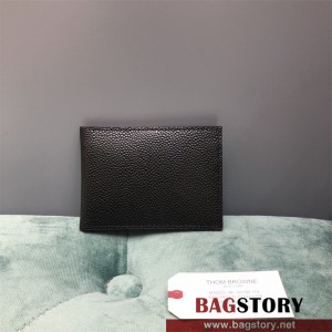 톰브라운 THOM BROWNE