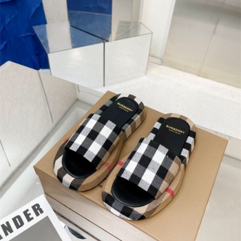 버버리 BURBERRY 힐 샌들 슬리퍼