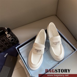프라다 PRADA 로퍼 구두 슈즈 8.5CM