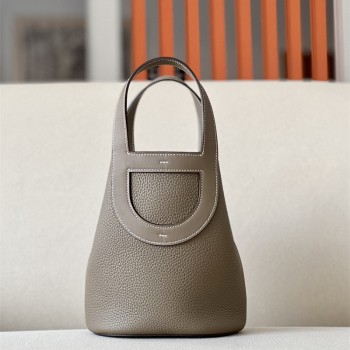 에르메스 HERMES 신상 피코탄백