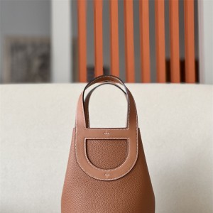 에르메스 HERMES 신상 피코탄백