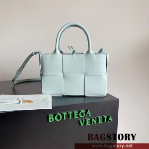 보테가베네타 BV 미니 아르코 토트백 25cm 709337