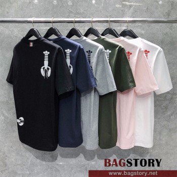 톰브라운 THOM BROWNE 반팔티 남여공용