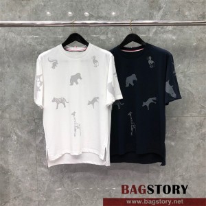 톰브라운 THOM BROWNE 반팔티 남성용