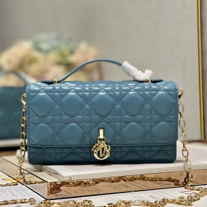 디올 DIOR 신상  미스 미니백 21cm