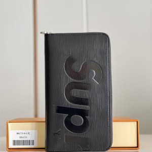 루이비통 Louis Vuitton & Supreme 장지갑  M67544