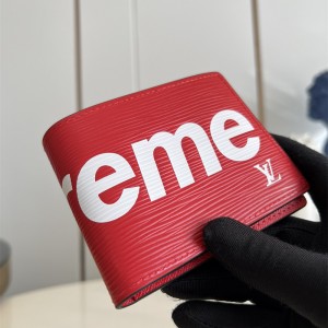 루이비통 Louis Vuitton & Supreme 반지갑 M67542