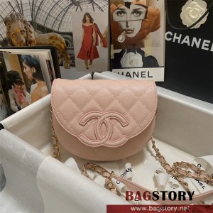 샤넬 CHANEL 핫 신상 23ss 미니 메신저백 레더 CC로고 캐비어 AS3867
