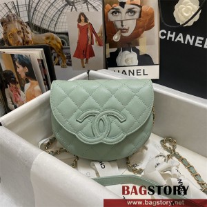 샤넬 CHANEL 핫 신상 23ss 미니 메신저백 레더 CC로고 캐비어 AS3867
