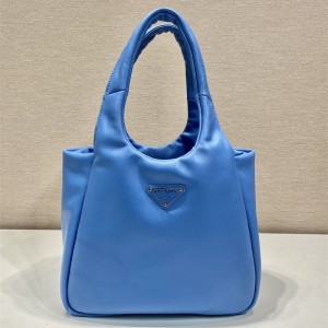 프라다 PRADA 신상 패딩 댄 미디엄 소프트 나파 가죽 백 1BG413