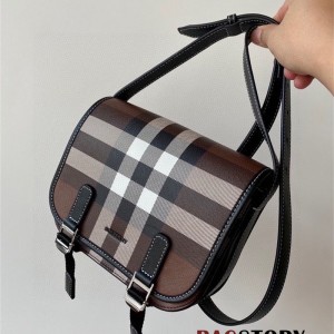 버버리 BURBERRY  메신저백