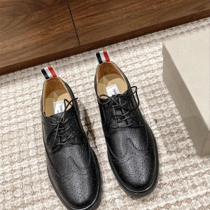 톰브라운 THOM BROWNE 여자 구두 로퍼