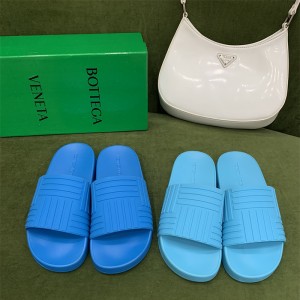 보테가 베네타 BOTTEGA VENETA 남여공용 슬리퍼