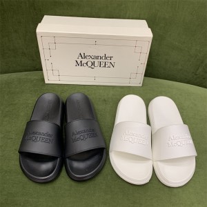 알렉산더맥퀀 Mcqueen 남여공용 슬리퍼