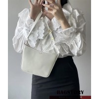 셀린느 CELINE  미디엄 크로크백 샤이니 카프스킨 크로스백 호보백 112273