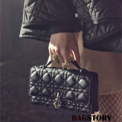 디올 DIOR 신상 미스 미니백 S0980