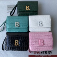 발렌시아가 BALENCIAGA  B 크록 카프 체인 월렛 크로스백