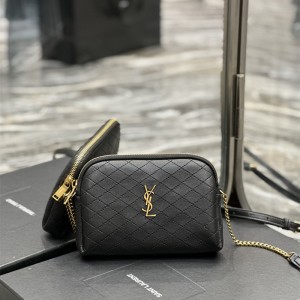 입생로랑 YSL 생로랑 가비 퀼팅 체인 파우치 733667
