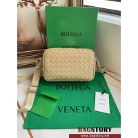 보테가베네타 BV   남성 인트레치아토 카메라백 710048