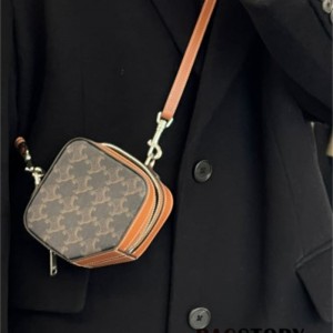 셀린느 CELINE  트리오페 큐브 박스  크로스백  111682