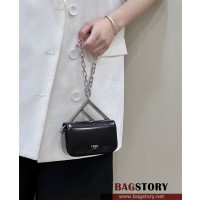 펜디 FENDI 퍼스트 사이트 가죽 나노백 13CM