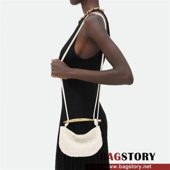 보테가베네타 BOTTEGA VENETA 미니 사르딘 메탈 핸들 미니 크로스백 744267