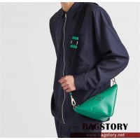 프라다 PRADA 남성 남자 2VH155 트라이앵글 로고 숄더 크로스백