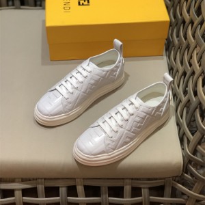 펜디 FENDI 스니커즈 운동화 신발 남성 여성