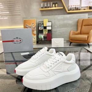 프라다 PRADA 스니커즈 운동화 신발
