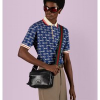 구찌 남성 메신저백 토널 더블 G 숄더백 725696