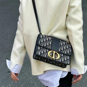 디올 DIOR 30 몽테인 오블리크 크로스백 24cm