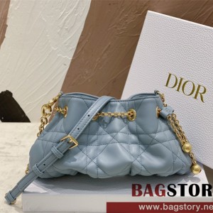 디올 DIOR 신상 암미 스몰백 27cm