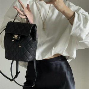 샤넬 CHANEL 크루즈 백팩