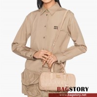 미우미우 MIUMIU 마테라쎄 핸드백 5BB148