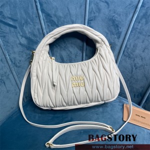 미우미우 MIUMIU 마테라쎄 나파 호보백 5BC125