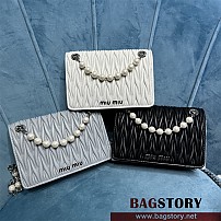 미우미우 MIUMIU 마테라쎄 크리스탈 크로스백