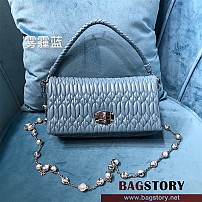 미우미우 MIUMIU  크리스털 새틴백 체인 숄더백 5BD417