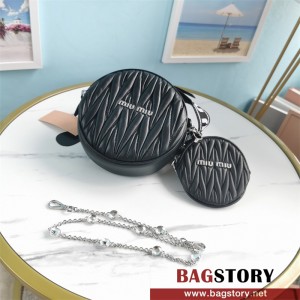 미우미우 MIUMIU 마틀라쎄 크리스탈 체인 탬버린백 5BH191