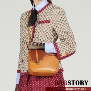 구찌 GUCCI 디테일의 숄더백 740988