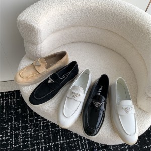 프라다 PRADA 로퍼 구두 슈즈