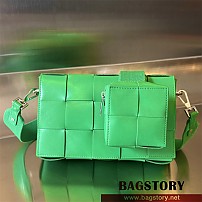 보테가베네타 BV 인트레치아토 파우치 스트랩 카세트백 741777