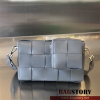 보테가베네타 BV 인트레치아토 파우치 스트랩 카세트백 741777