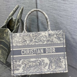 디올 DIOR 북토트백36CM