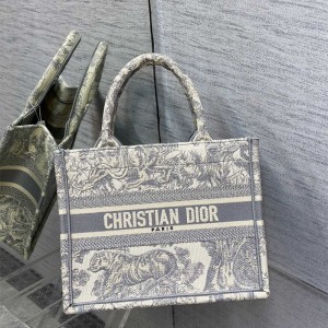 디올 DIOR 북토트백26.5CM