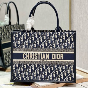 디올 DIOR 북토트백36CM