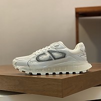 [디올(DIOR) 남성 스니커즈 - 스타일과 편안함이 어우러진 럭셔리 신발]